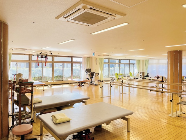 介護老人保健施設プルメリア