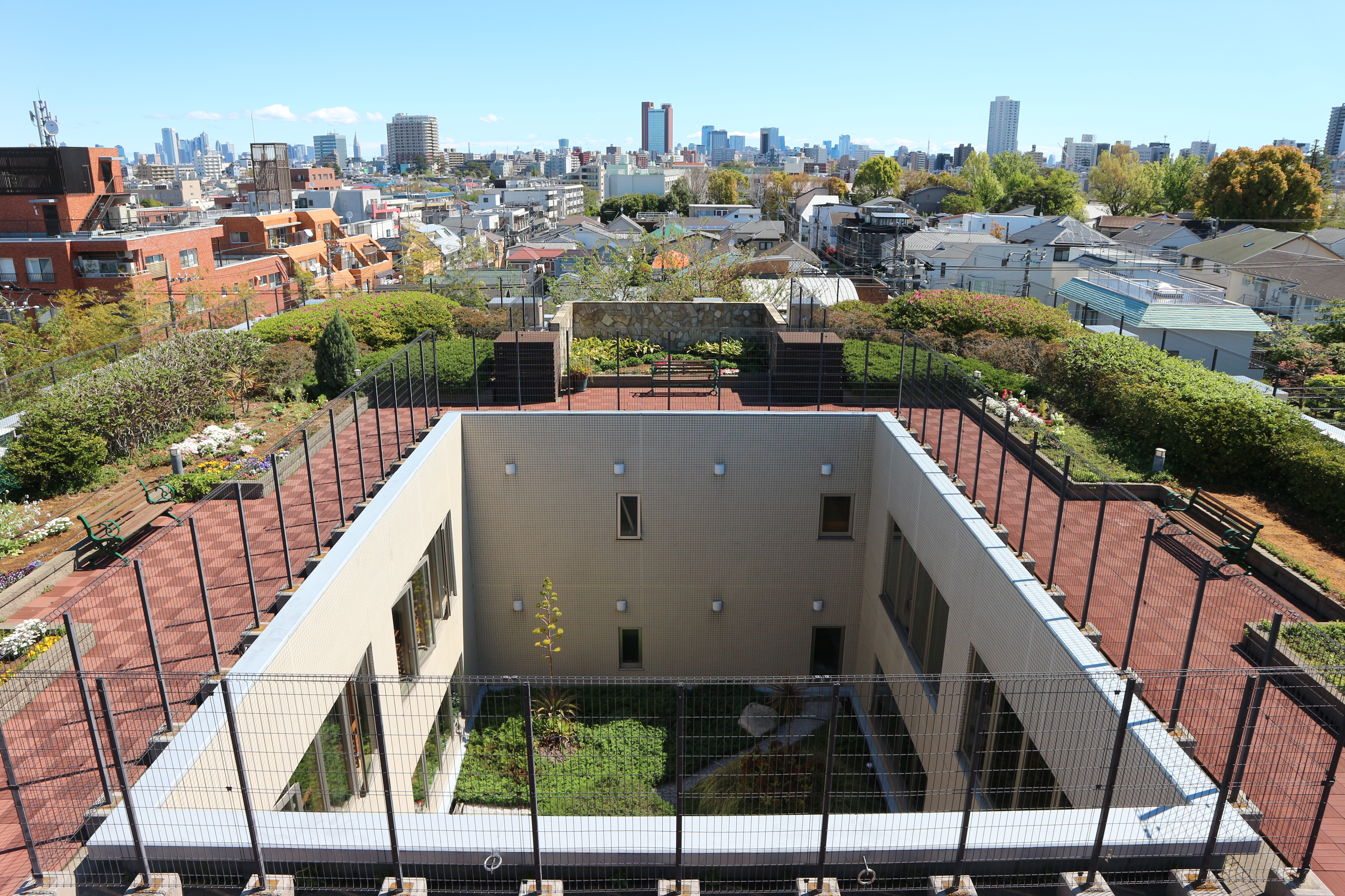 トラストガーデン桜新町（屋上テラス）