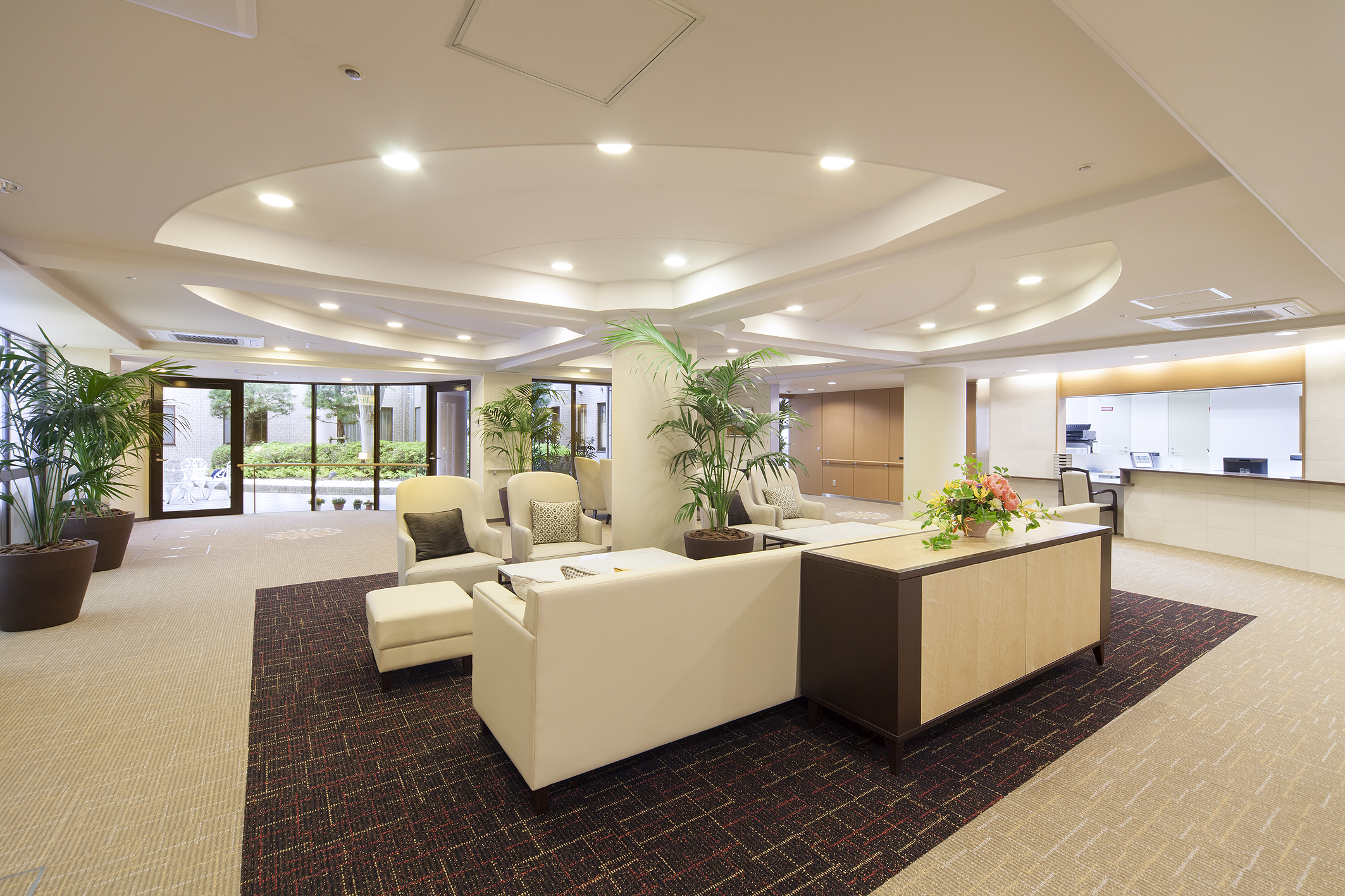 トラストガーデン宝塚（ロビー）