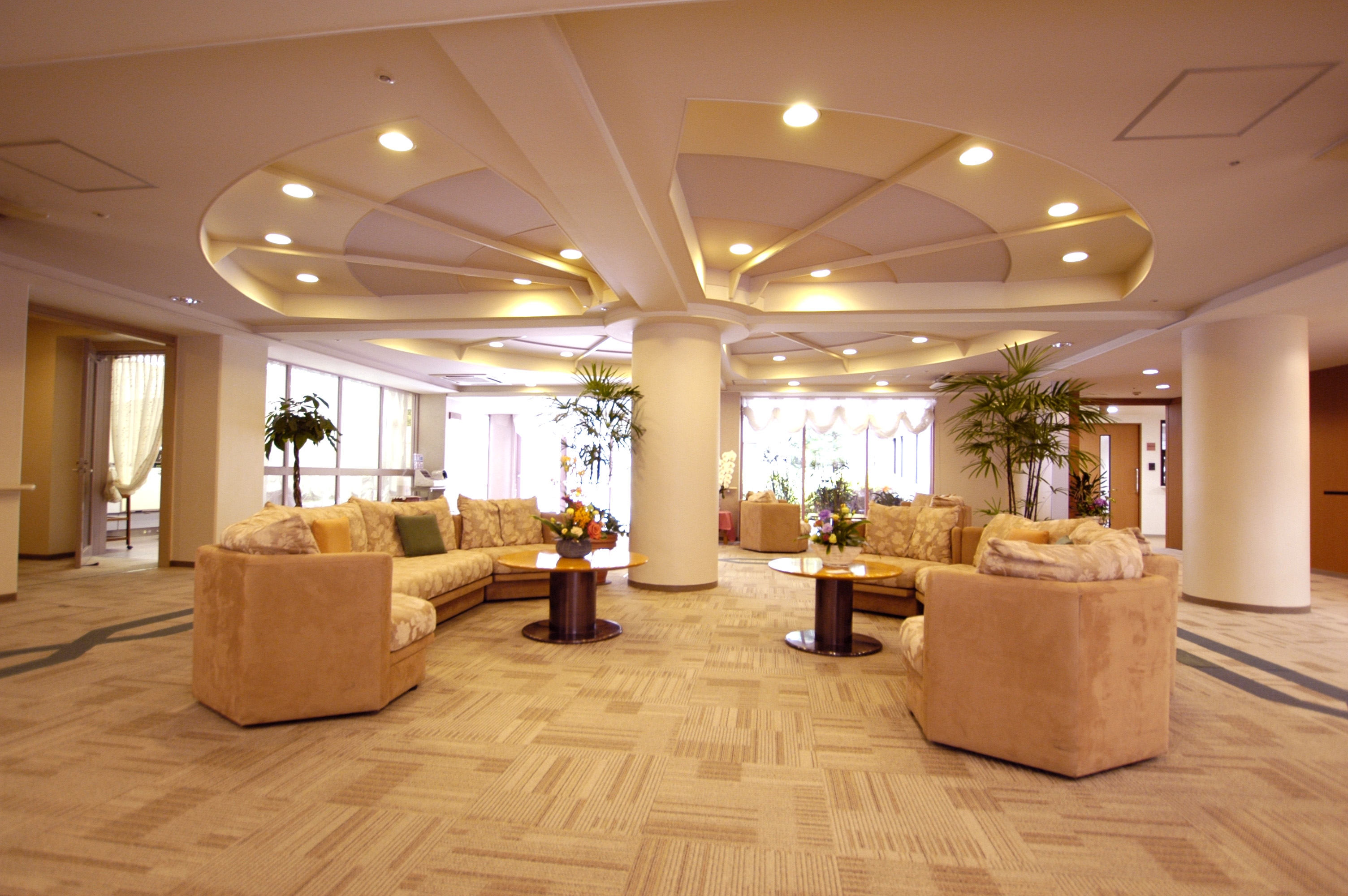 トラストガーデン宝塚（ロビー）