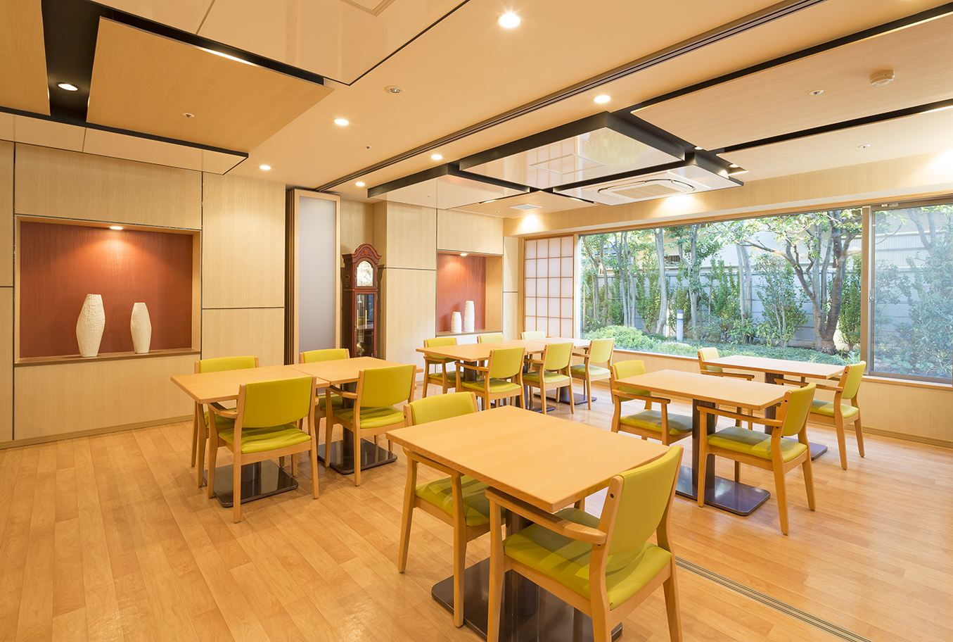 トラストガーデン東嶺町（ダイニング）