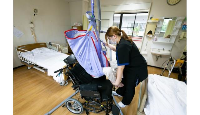 腰痛予防や労働安全の観点から、身体に負担のかかる作業を軽減します。