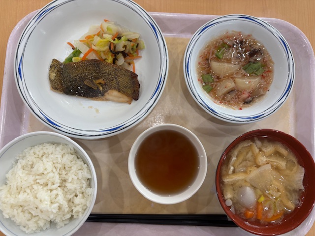 給食