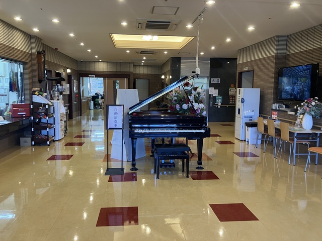 つくしの杜陣原　館内