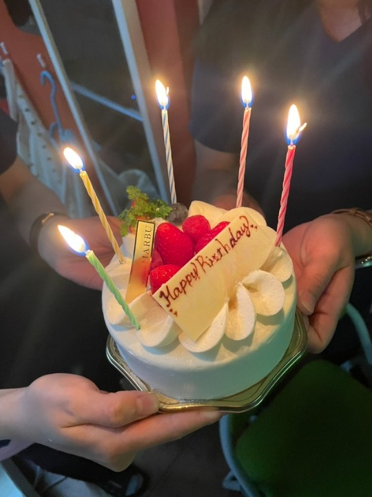 誕生日ケーキ
