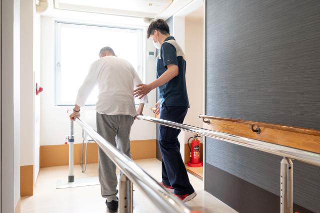 トレーニングスタッフ