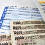 介護職の給料は今後上がる？最新給与事情と収入アップ方法を解説！