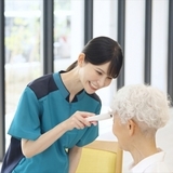 面会を止めないために｜介護施設が知っておきたい感染対策の考え方