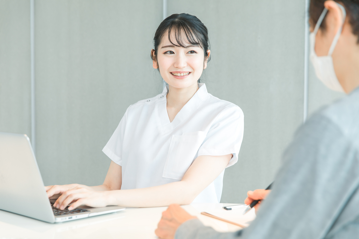 介護事務の仕事につくには