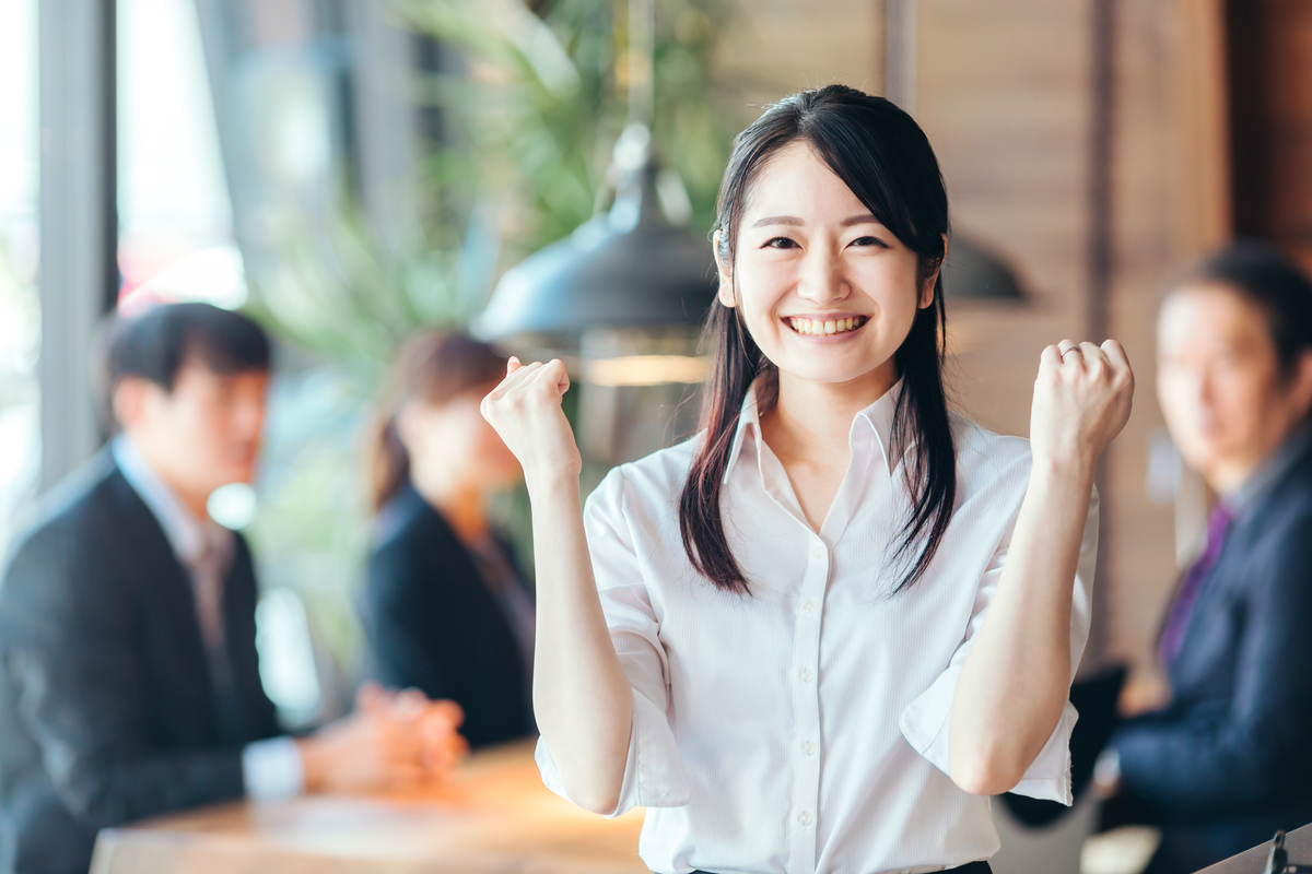 介護職　正社員　パート　違い