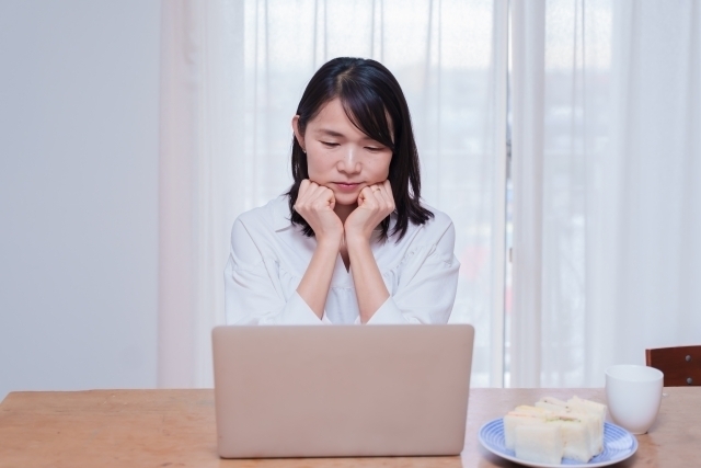 復帰に悩む潜在的介護福祉士